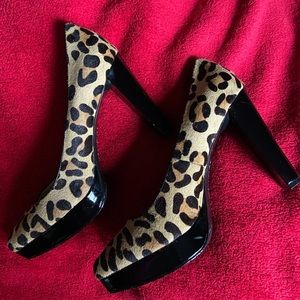 Like New. Calvin Klein Cheetah Platform 5’ Heel.  9M